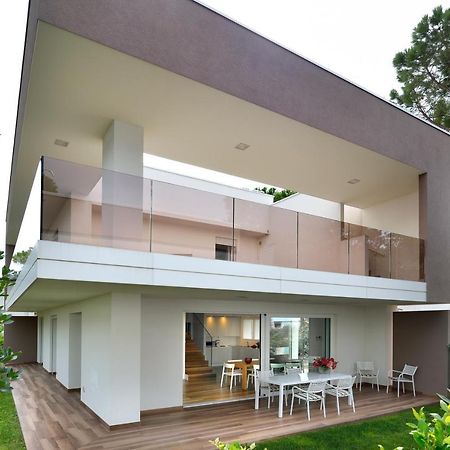 Summer Villas Lignano Sabbiadoro Bagian luar foto